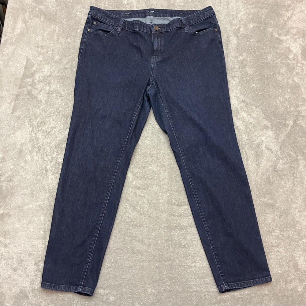 a.n.a. Skinny Jeans Womens Size 18W Blue Denim Stretch Mid Rise Dark Wash